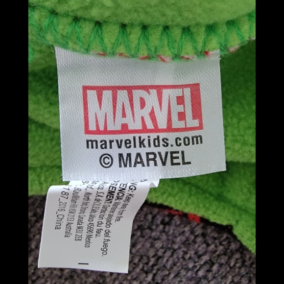 Excellent Condition Marvel Incredible Hulk Green Red Winter Hat - Picture 5 of 5
